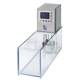 How to Ensure Predictive Maintenance and Calibration of Transparent Water Baths