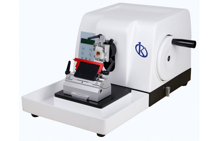 What is a flotation bath and cooling plate in pathological anatomy?