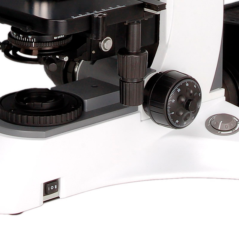 Polarizing Microscope YR0261 – 3